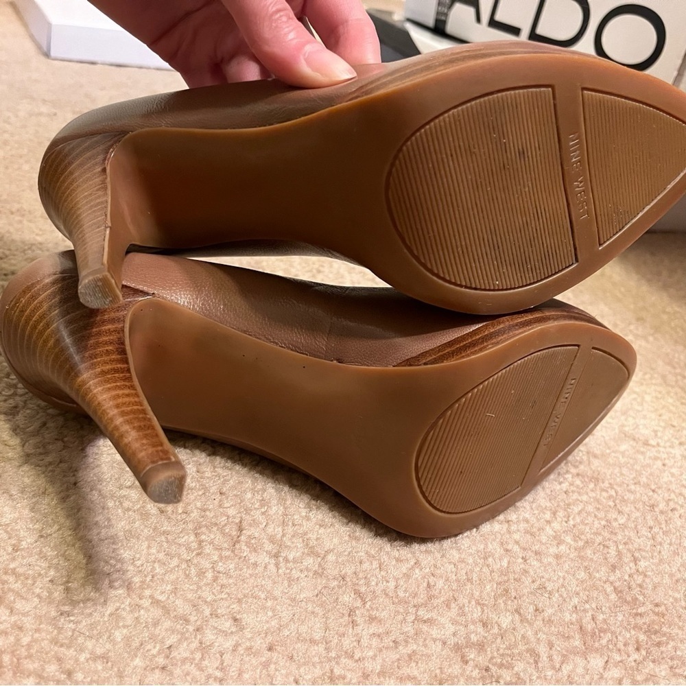 Nine West Rocha Platform Heel - Picture 5 of 6